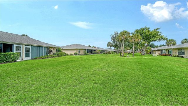 5689 EVERGREEN DRIVE 18, Sarasota, FL 34233