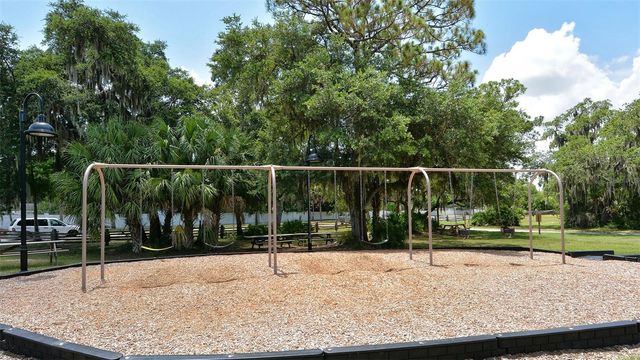 5689 EVERGREEN DRIVE 18, Sarasota, FL 34233