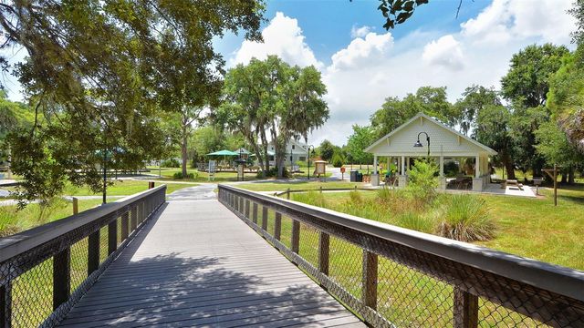5689 EVERGREEN DRIVE 18, Sarasota, FL 34233