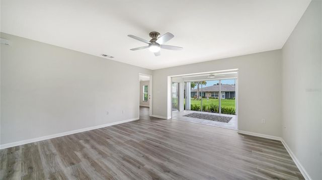5689 EVERGREEN DRIVE 18, Sarasota, FL 34233