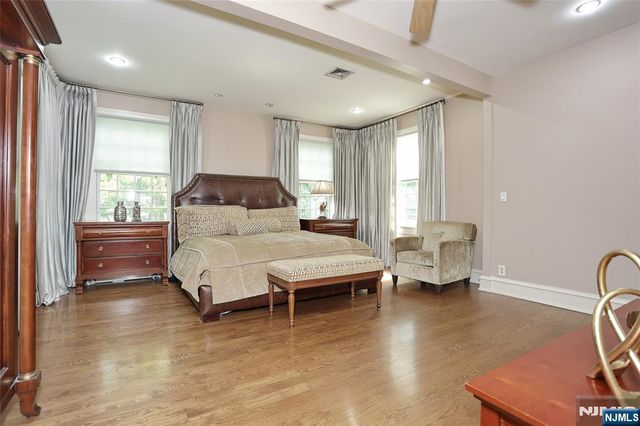 191 Hillside Avenue, Englewood, NJ 07631