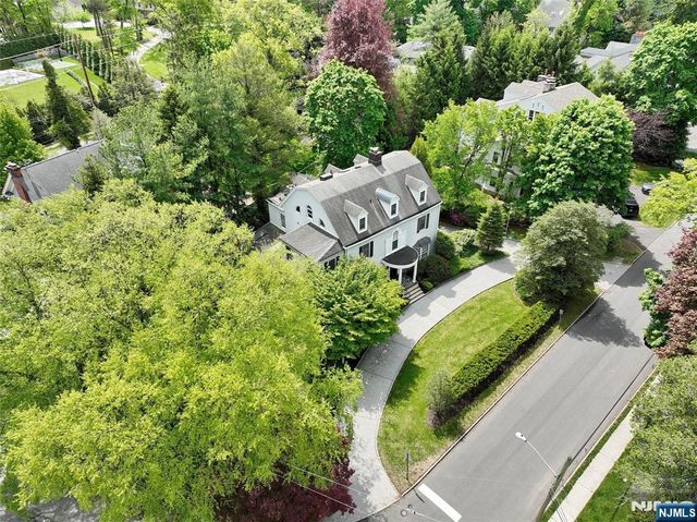 191 Hillside Avenue, Englewood, NJ 07631