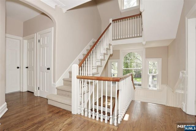 191 Hillside Avenue, Englewood, NJ 07631