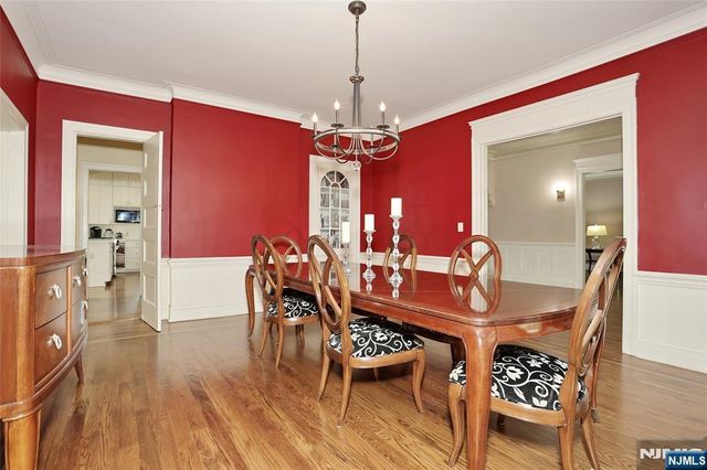 191 Hillside Avenue, Englewood, NJ 07631