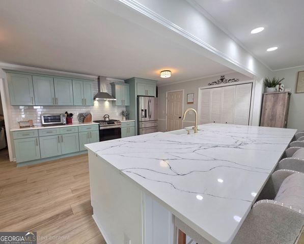 4235 Oakwood Trail, Cumming, GA 30040