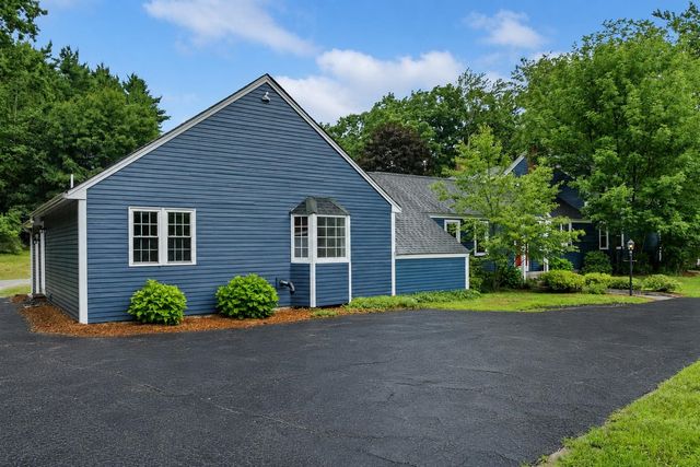 26 Old Mont Vernon Road, Amherst, NH 03031