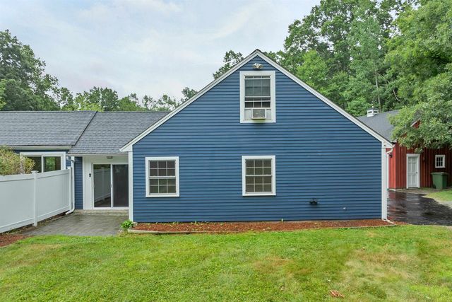 26 Old Mont Vernon Road, Amherst, NH 03031