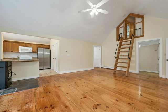26 Old Mont Vernon Road, Amherst, NH 03031