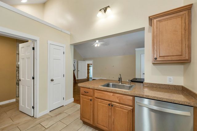 26 Old Mont Vernon Road, Amherst, NH 03031