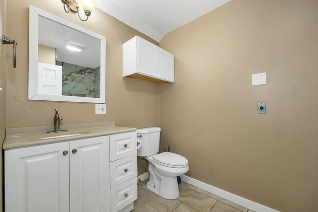 26 Old Mont Vernon Road, Amherst, NH 03031