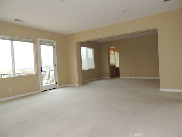 7 Plaza Valenza, Lake Elsinore, CA 92532