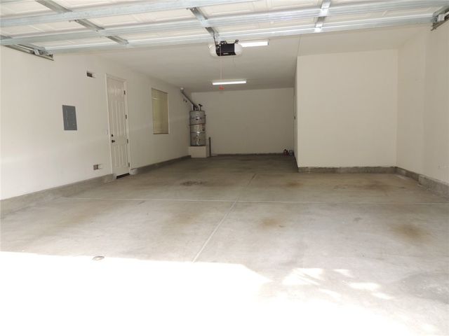 7 Plaza Valenza, Lake Elsinore, CA 92532