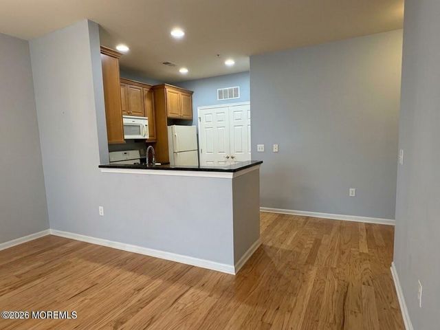 624 Sophee Lane, Lakewood, NJ 08701