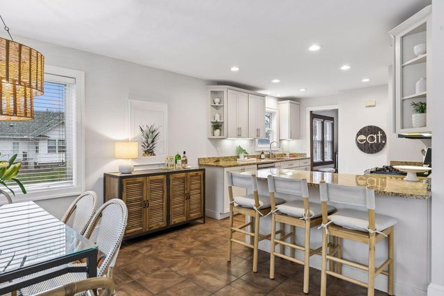 363 Macalester Street, Saint Paul, MN 55105