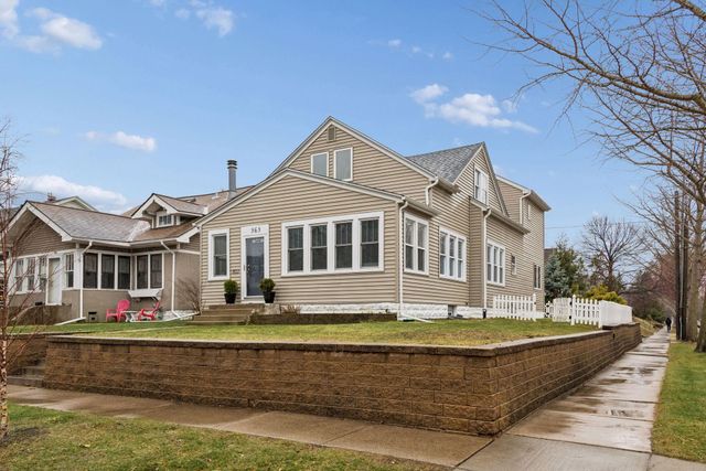 363 Macalester Street, Saint Paul, MN 55105