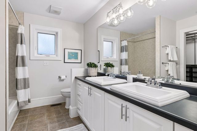 363 Macalester Street, Saint Paul, MN 55105