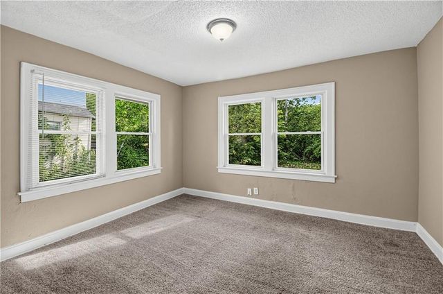 7231 Bales Avenue, Kansas City, MO 64132