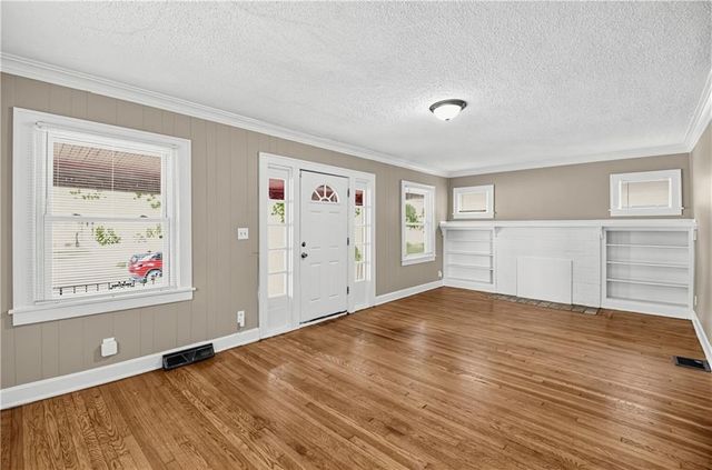 7231 Bales Avenue, Kansas City, MO 64132