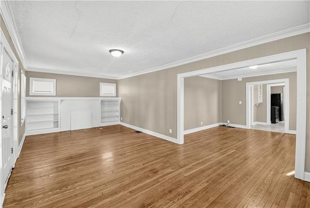 7231 Bales Avenue, Kansas City, MO 64132