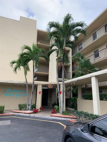 890 N Federal Highway 405, Lantana, FL 33462