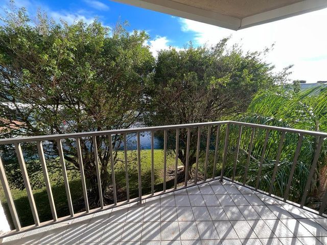 890 N Federal Highway 405, Lantana, FL 33462