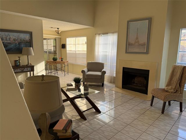 2039 Greencourt Drive, Missouri City, TX 77489