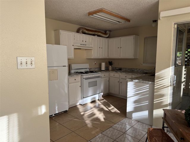 2039 Greencourt Drive, Missouri City, TX 77489