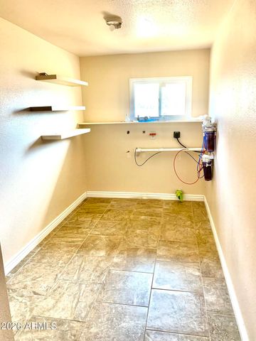 15611 N 57TH Lane, Glendale, AZ 85306