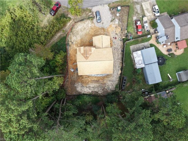 205 Basta DR, Yorktown, VA 23692