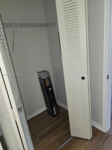 12501 SW 14th St 311R, Pembroke Pines, FL 33027