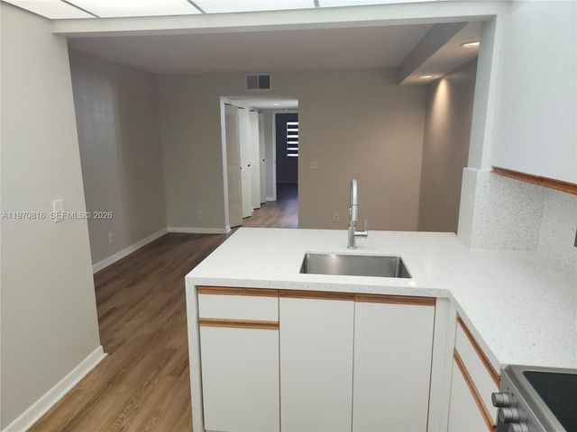 12501 SW 14th St 311R, Pembroke Pines, FL 33027