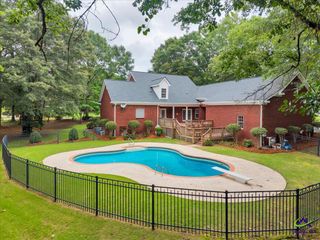213 Sabre Drive, Bonaire, GA 31005