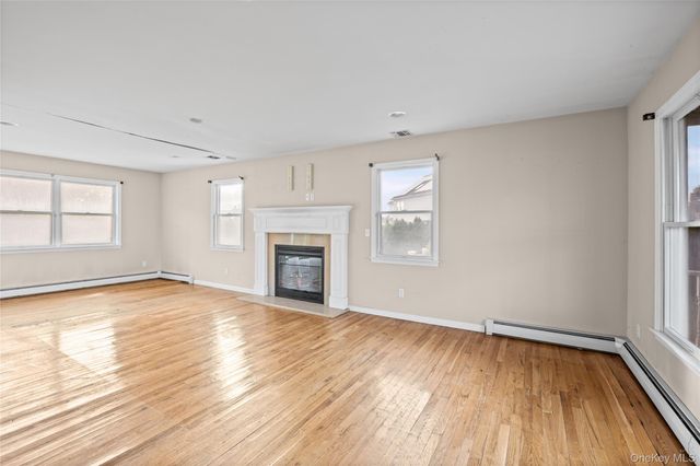 63 Nicholas Way, Baiting Hollow, NY 11933