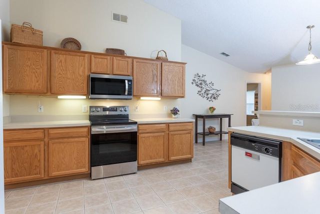 5 WHETSTONE LANE, Palm Coast, FL 32164