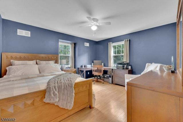 63 Bald Eagle Rd, Allamuchy Twp., NJ 07840
