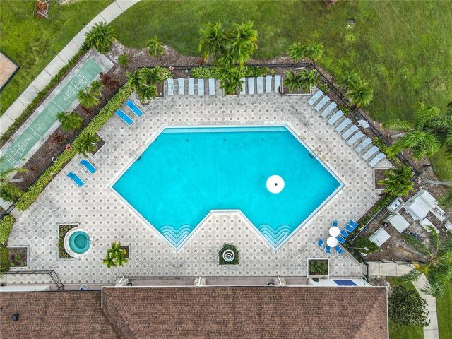 4902 PALL MALL STREET E, Kissimmee, FL 34758