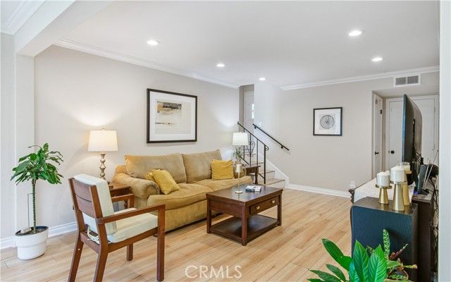 23315 Ocean Avenue, Torrance, CA 90505