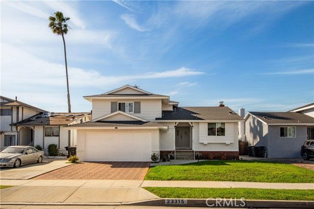 23315 Ocean Avenue, Torrance, CA 90505