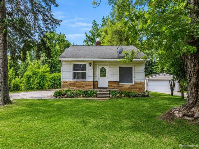 4855 Hatchery Road, Waterford, MI 48329