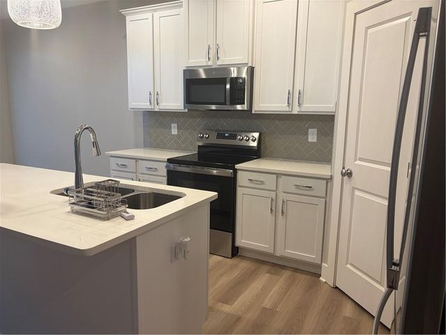 2486 Honey Way, Conyers, GA 30013