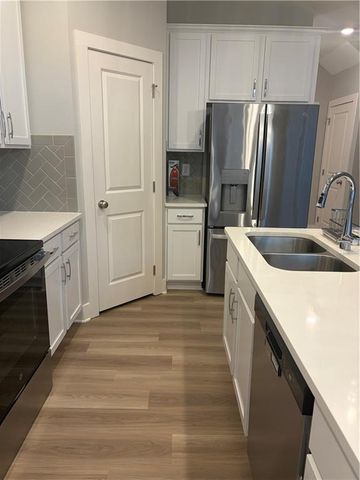 2486 Honey Way, Conyers, GA 30013