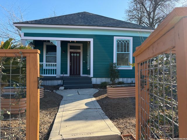 1324 Dawson, San Antonio, TX 78202