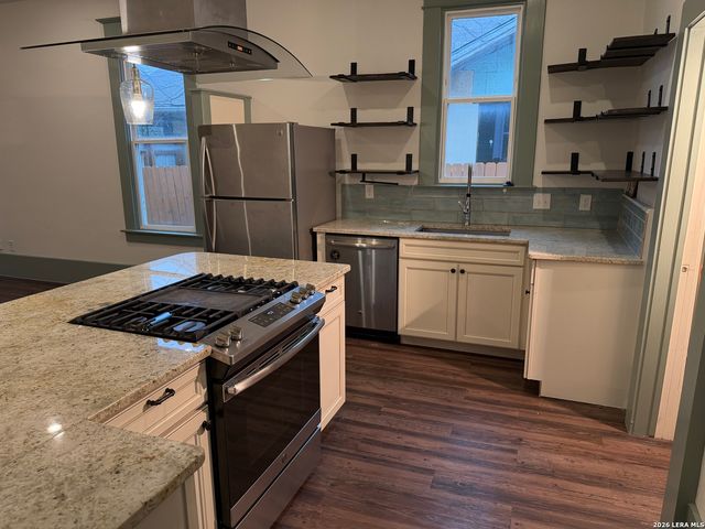 1324 Dawson, San Antonio, TX 78202