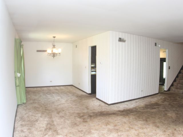 26509 S Woodlawn Avenue, Crete, IL 60417