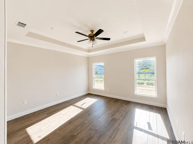 29433 Northlake Drive, Denham Springs, LA 70726
