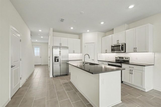 31799 KESTREL CALLING DRIVE, San Antonio, FL 33576