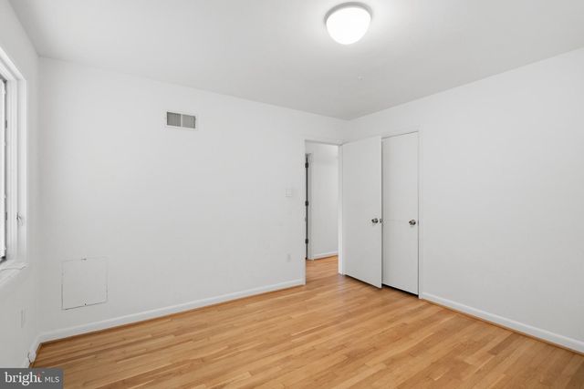 7514 NEVIS RD, Bethesda, MD 20817