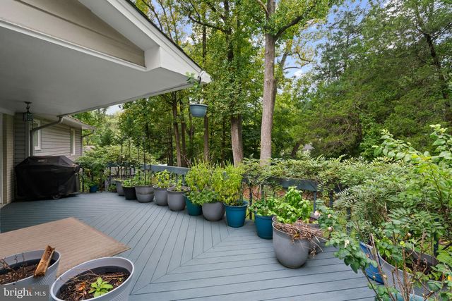7514 NEVIS RD, Bethesda, MD 20817
