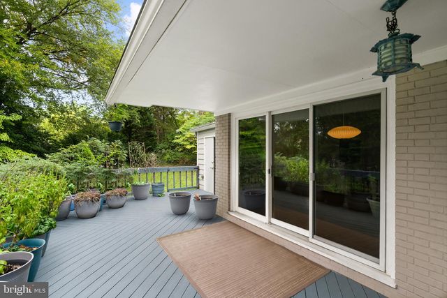 7514 NEVIS RD, Bethesda, MD 20817