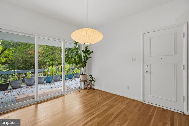 7514 NEVIS RD, Bethesda, MD 20817
